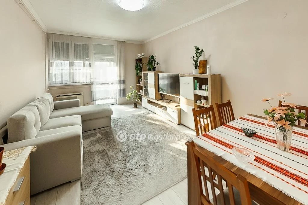 c3-1-name c2-19-name, Eger