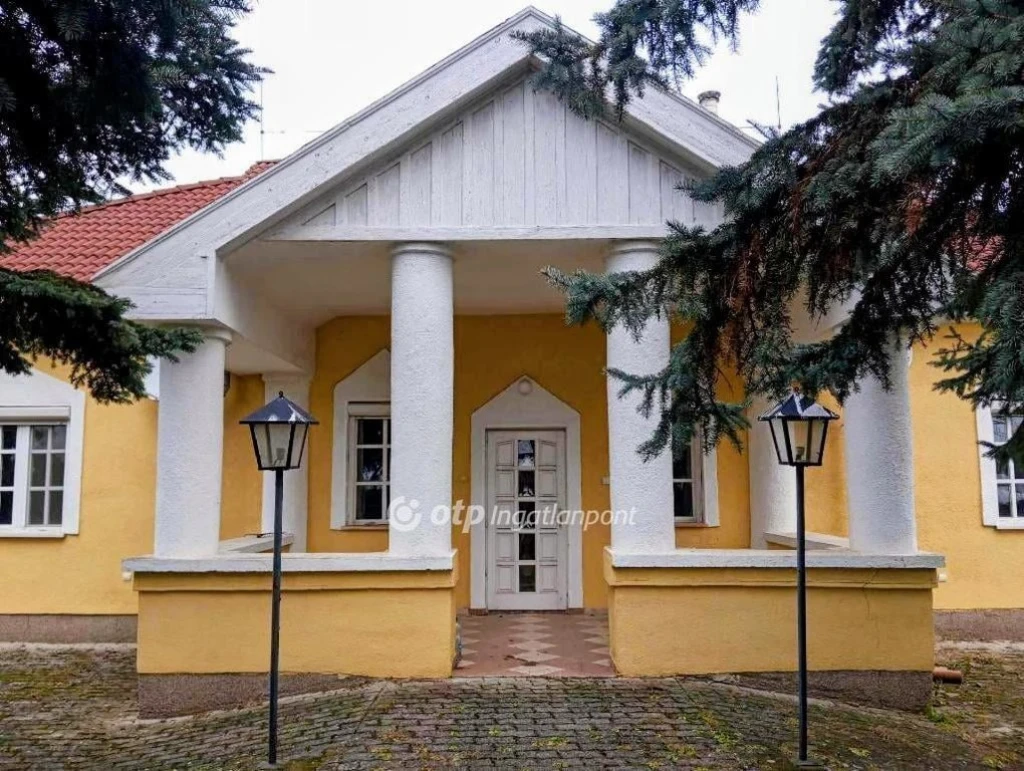 Eladó Ház, Nagytálya