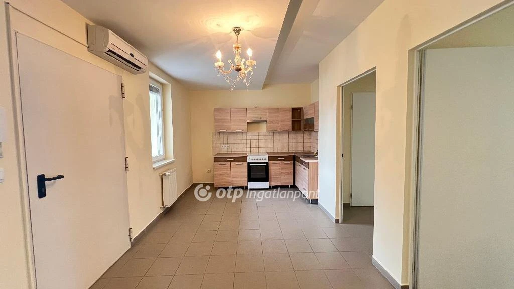 c3-1-name c2-19-name, Eger