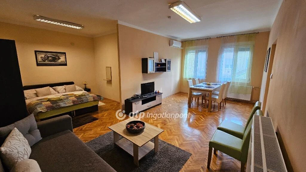 c3-1-name c2-19-name, Eger