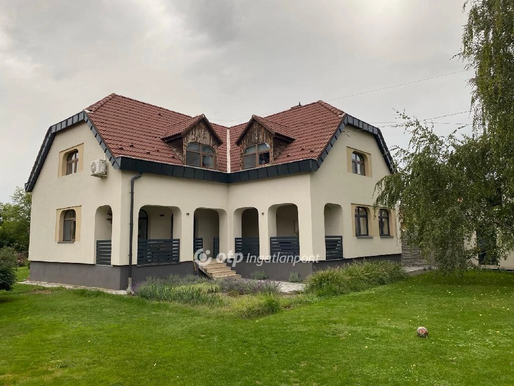 Eladó Ház, Eger