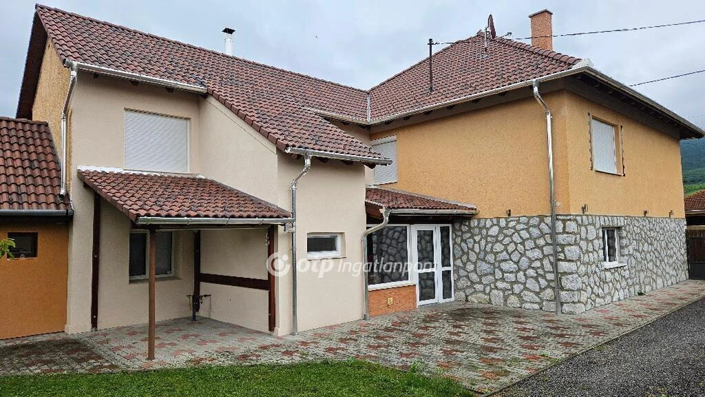 Eladó Ház, Felsőtárkány