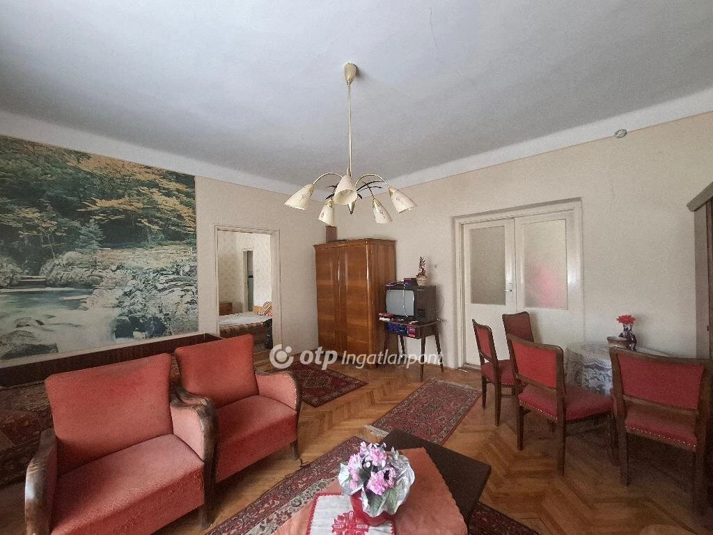 Eladó Ház, Feldebrő