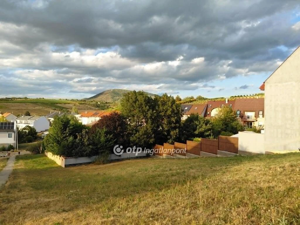 Eladó Telek, Eger
