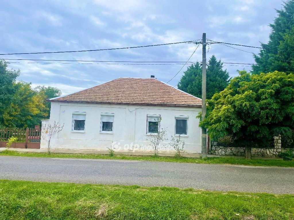 For sale house, Siklós, Arany János utca