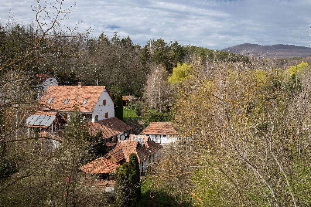 For sale house, Pécsvárad, Szentháromság tér