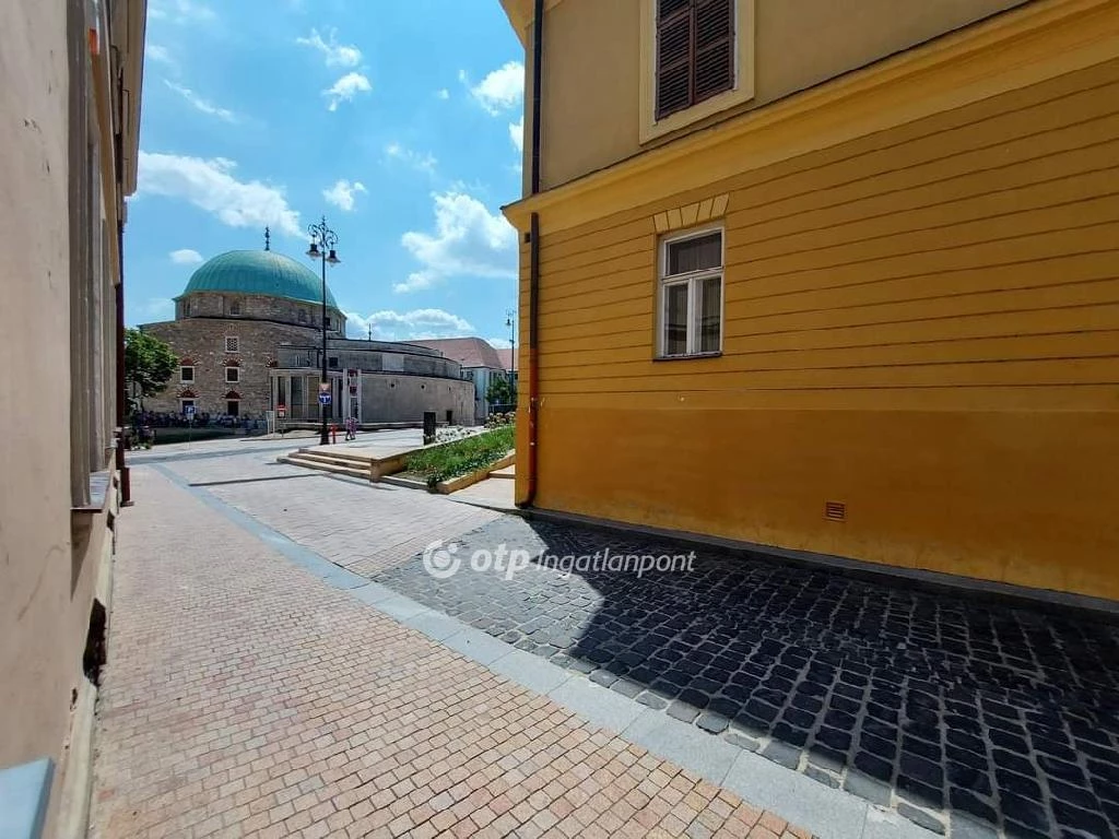 For sale brick flat, Pécs, Kisfaludy Sándor utca