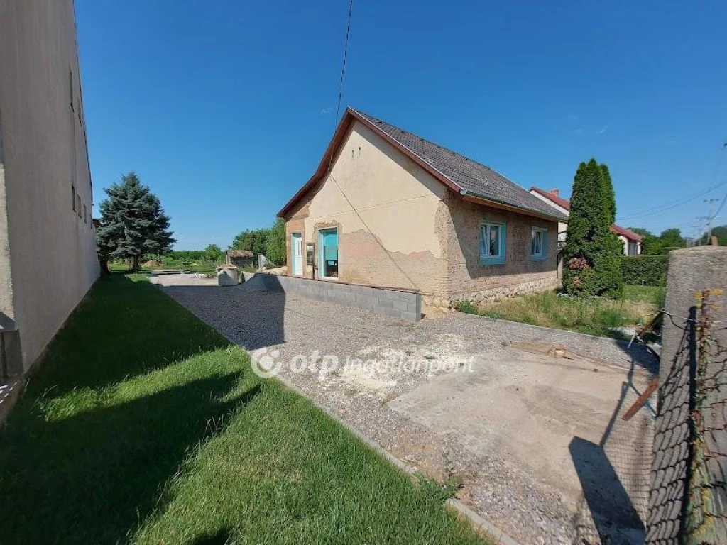 For sale house, Ócsárd