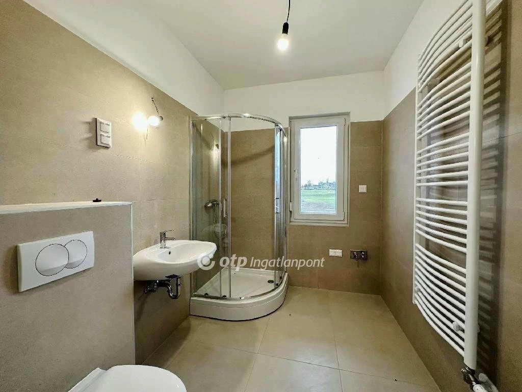 c3-1-name c2-23-name, Pécs, Kertváros