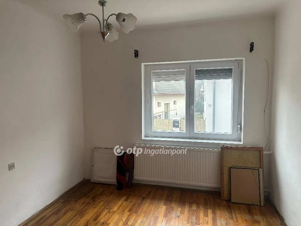 c3-1-name c2-1-name, Pécs, Szabolcs, Árpád utca