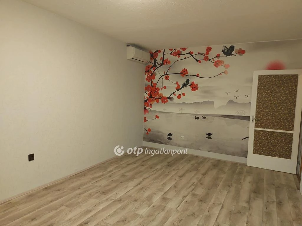 c3-1-name c2-20-name, Pécs, Kertváros, Uitz Béla utca