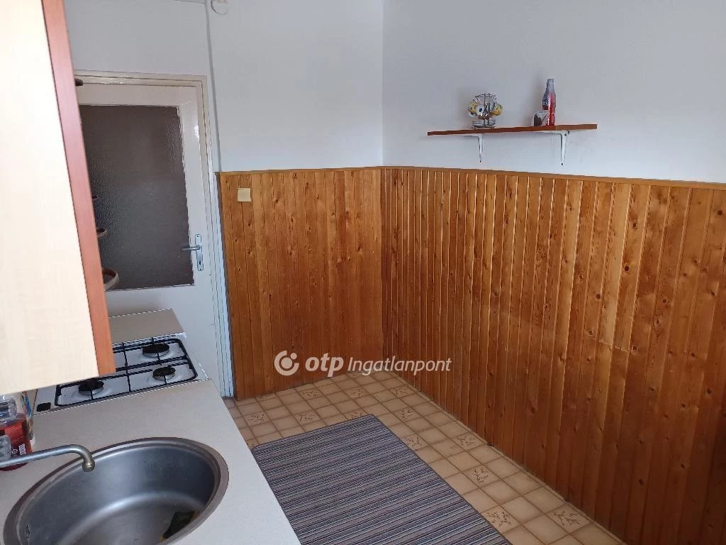 c3-1-name c2-19-name, Pécs, Budai-város