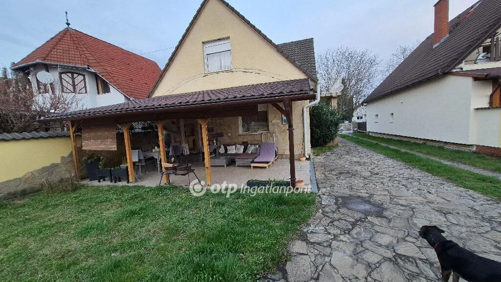 c3-1-name c2-1-name, Kozármisleny