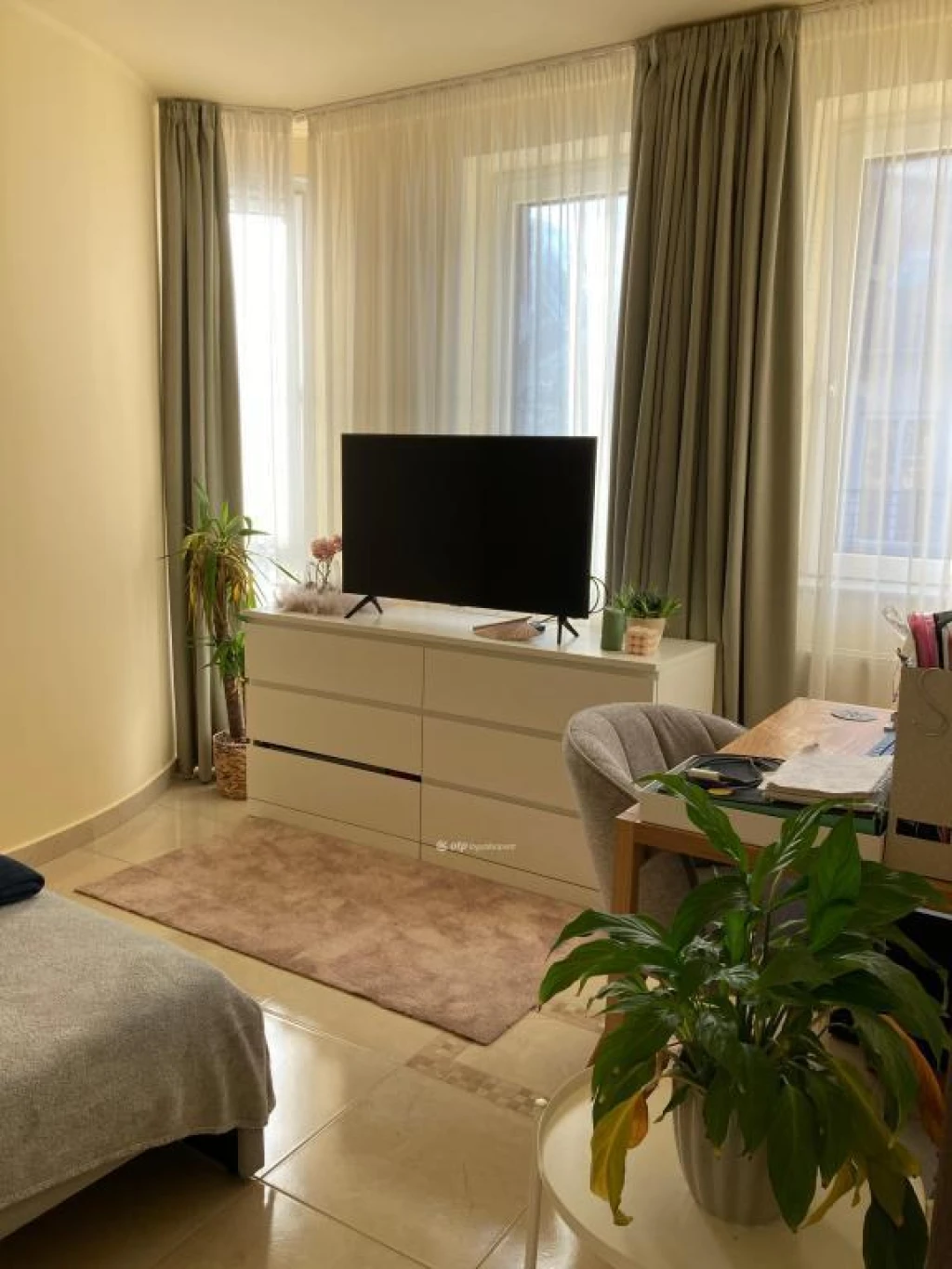 Eladó Lakás, Siófok