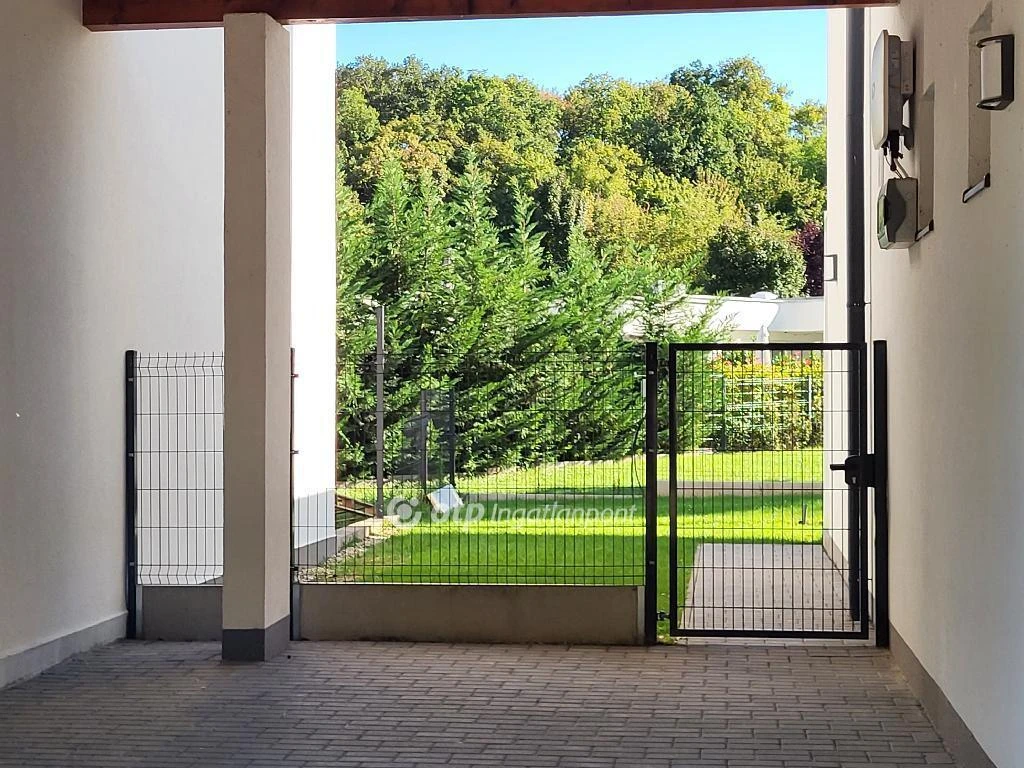 Eladó Ház, Balatonföldvár