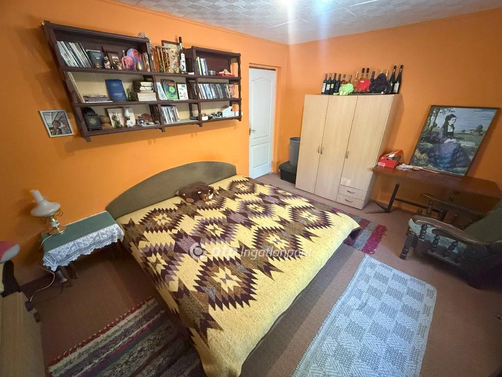 Eladó családi ház, Nyárlőrinc, Tanya