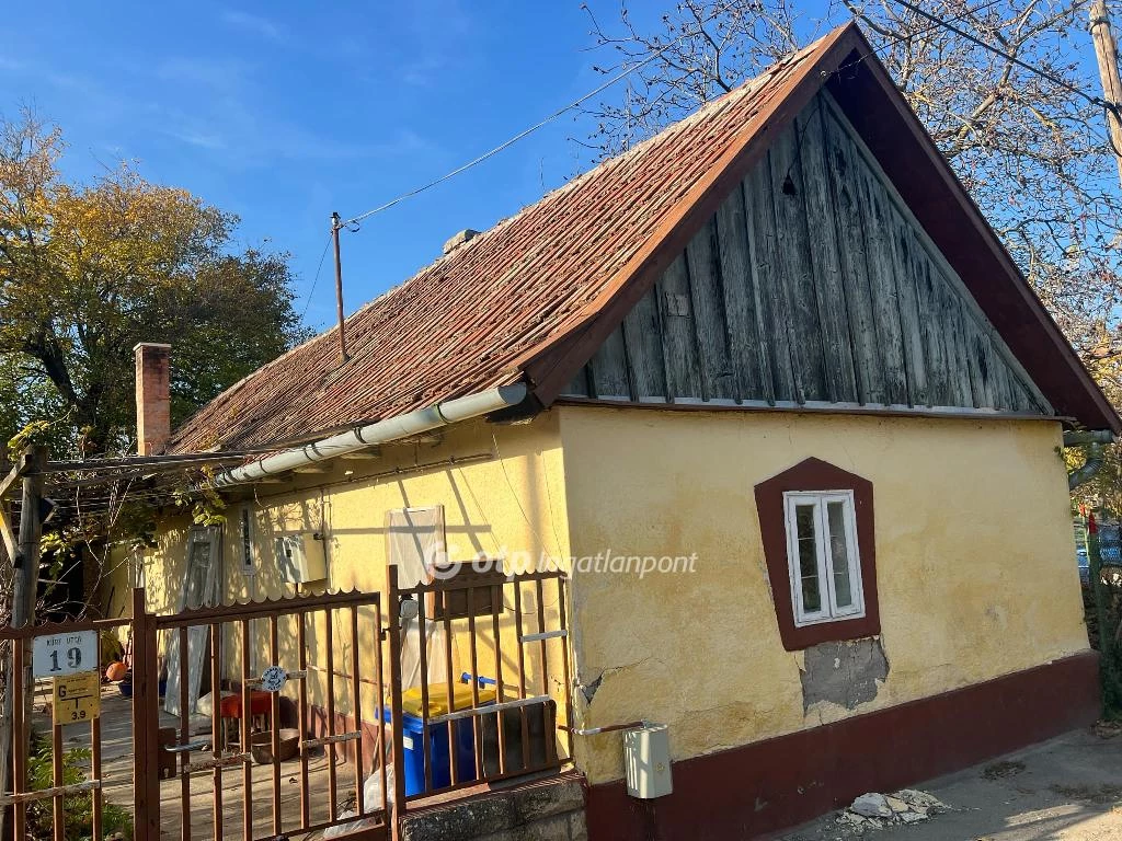 For sale house, Tápiógyörgye, családi házas