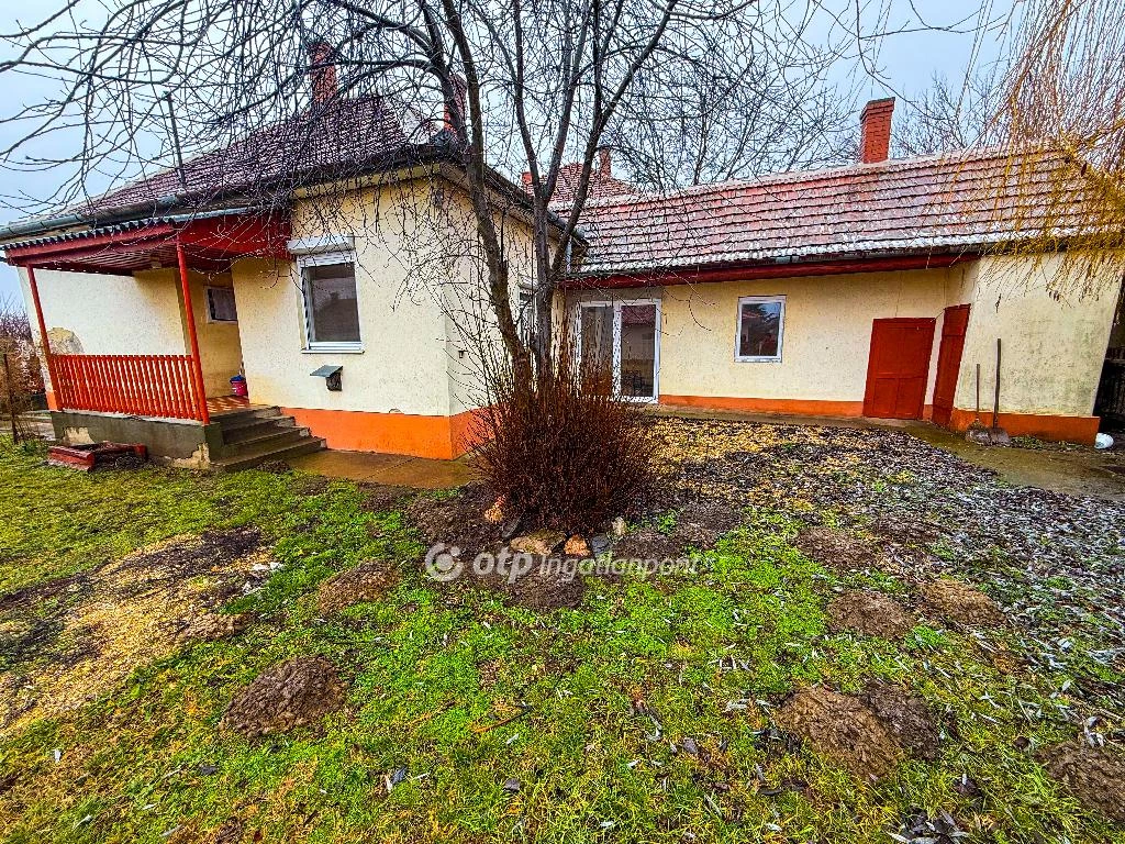 For sale house, Jászszentandrás, Központ közeli