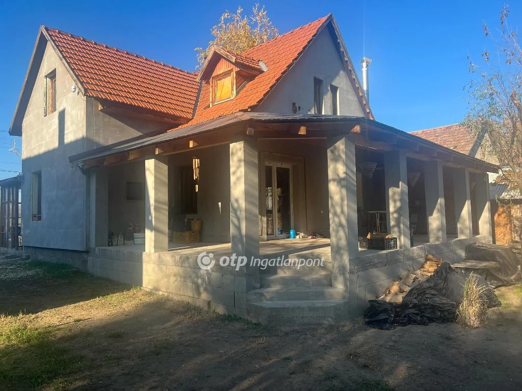 For sale house, Tápiószele, családi házas