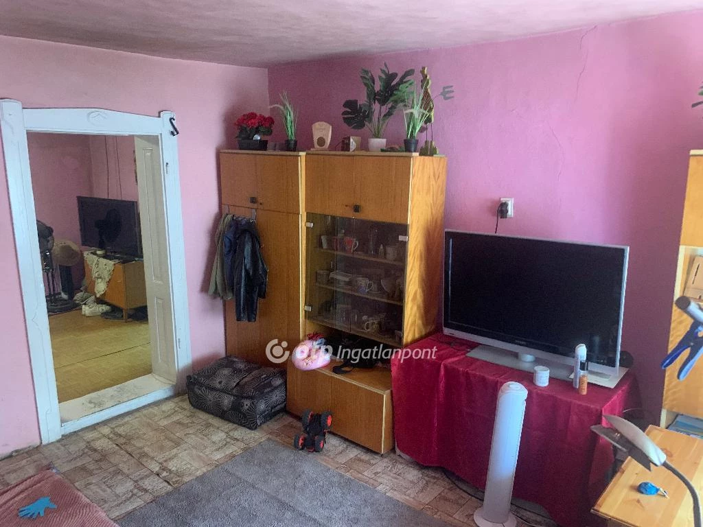 Eladó családi ház, Tiszajenő, Csendes
