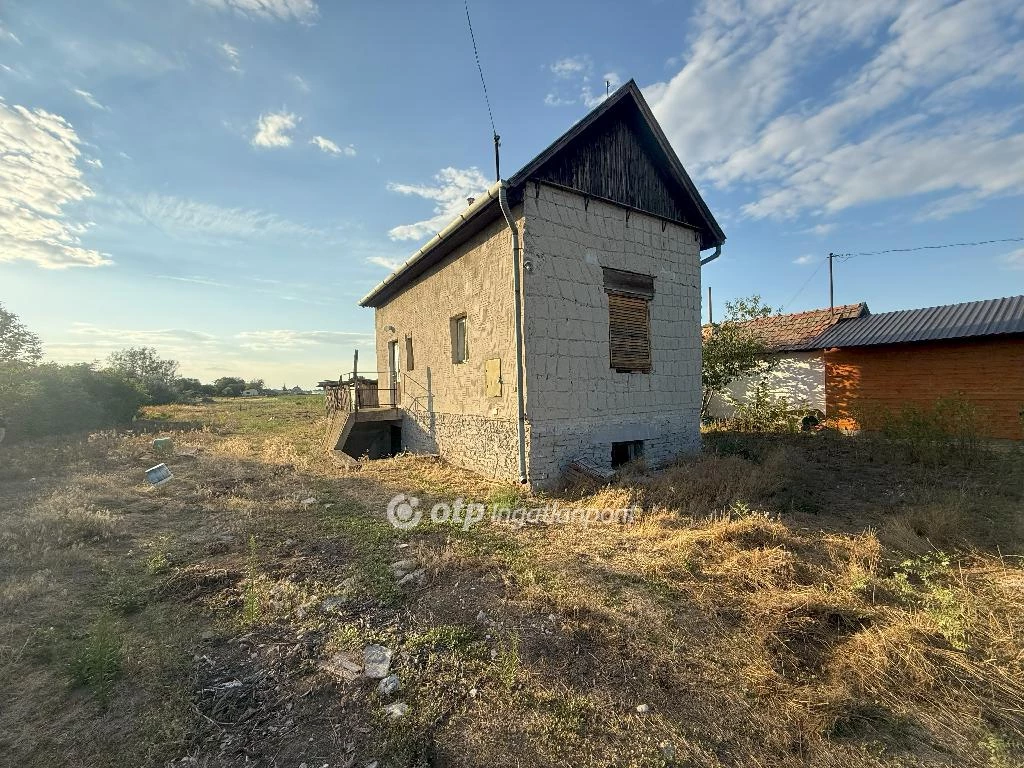 c3-1-name c2-1-name, Tiszakécske, Dűlő