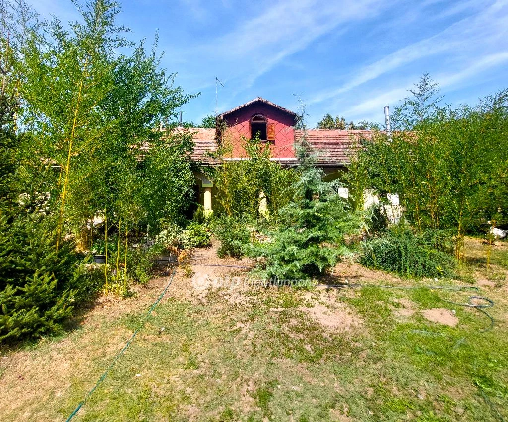 Eladó családi ház, Tápiószőlős, Falu széle