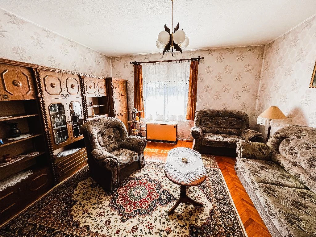 Eladó családi ház, Nagyiván, Csendes