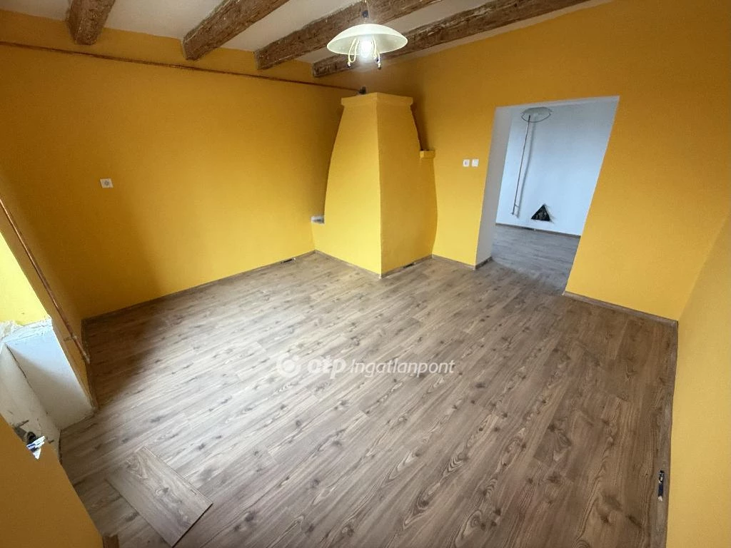 Eladó családi ház, Cserkeszőlő, Városszéle