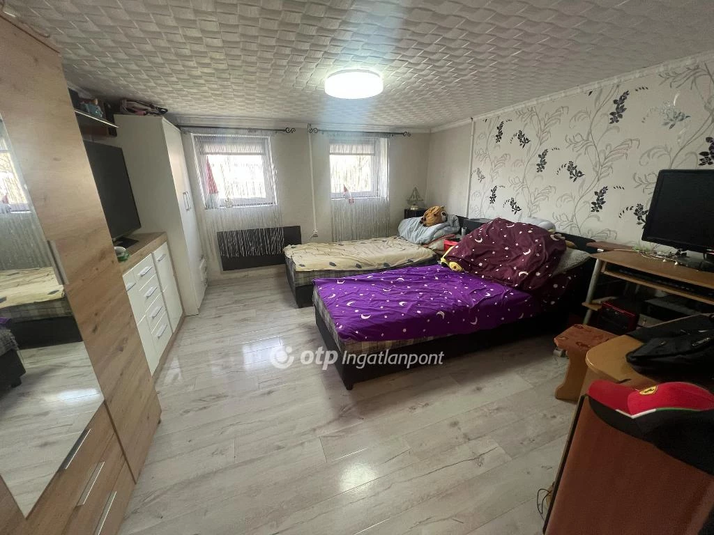 Eladó családi ház, Tápiógyörgye, falu