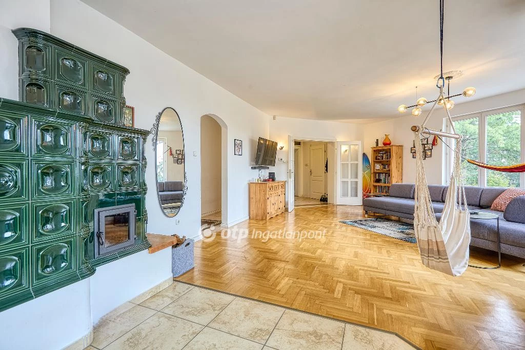 Eladó téglalakás, Sopron, Löverek