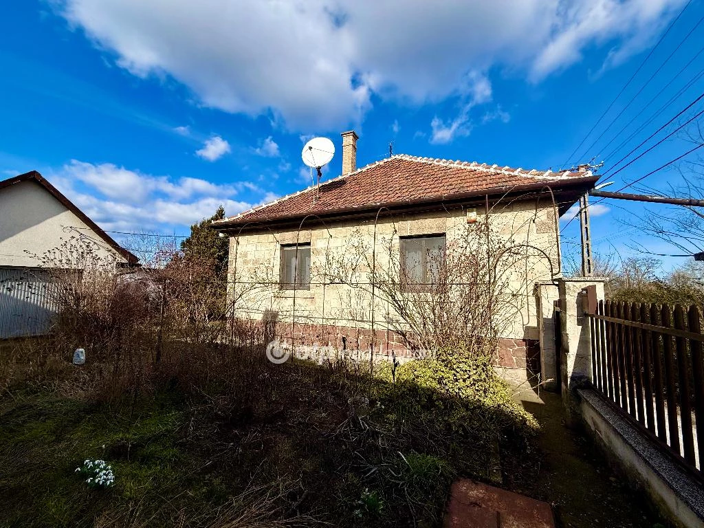 Eladó családi ház, Cegléd, Kenderföld