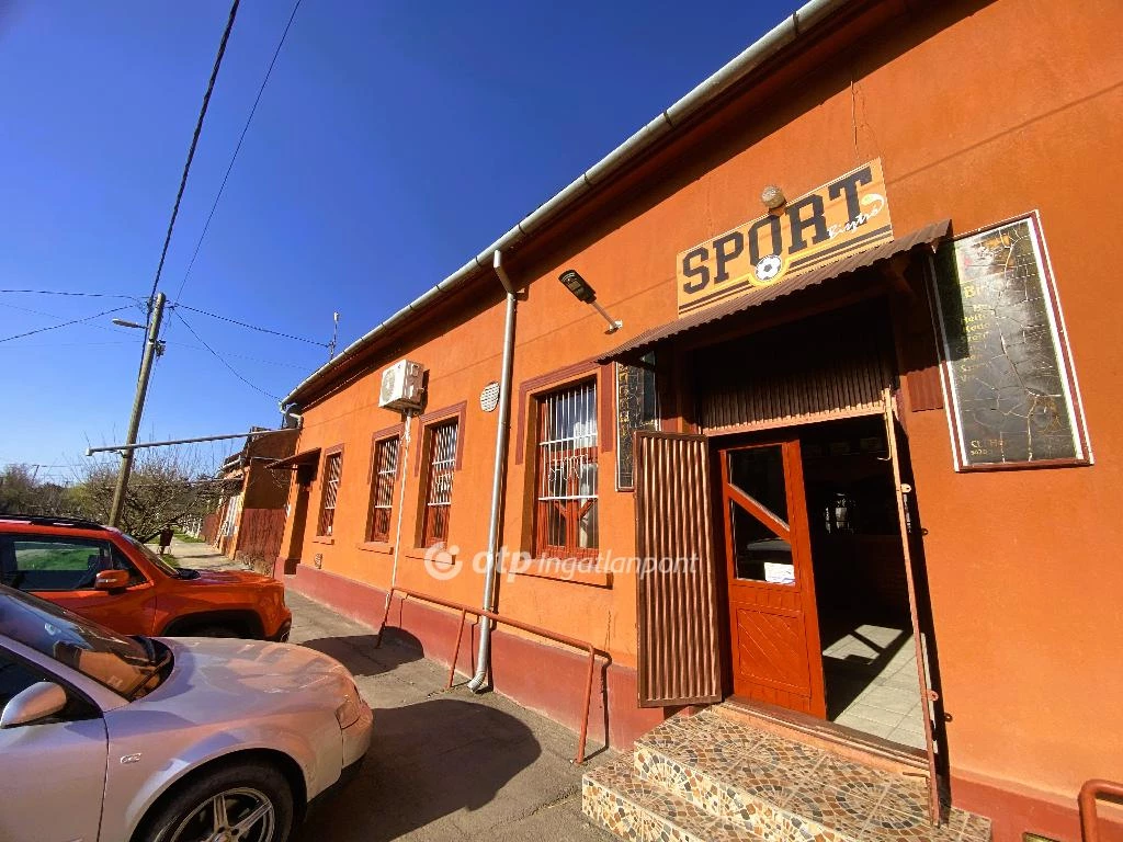 c3-1-name c2-69-name, Túrkeve, Kelet-Újváros