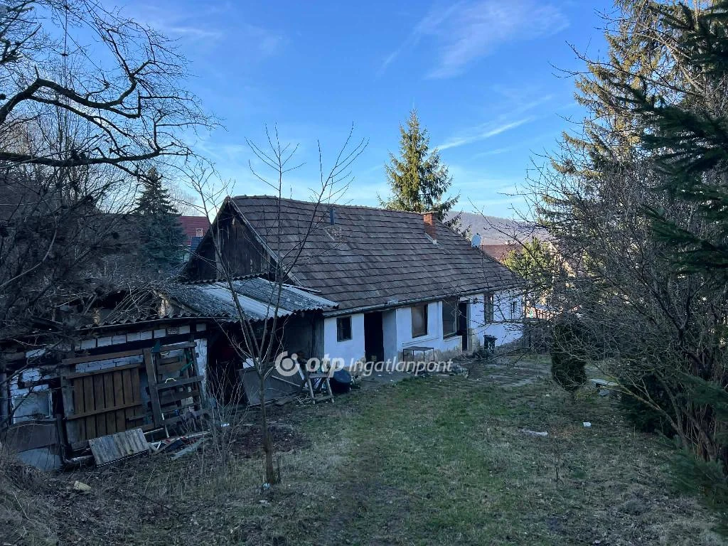 Eladó családi ház, Pilisszentlászló, Pilisi parkerdészet
