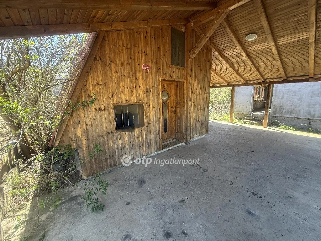 Eladó üdülő, nyaraló, Felsődobsza, Nyaraló övezet