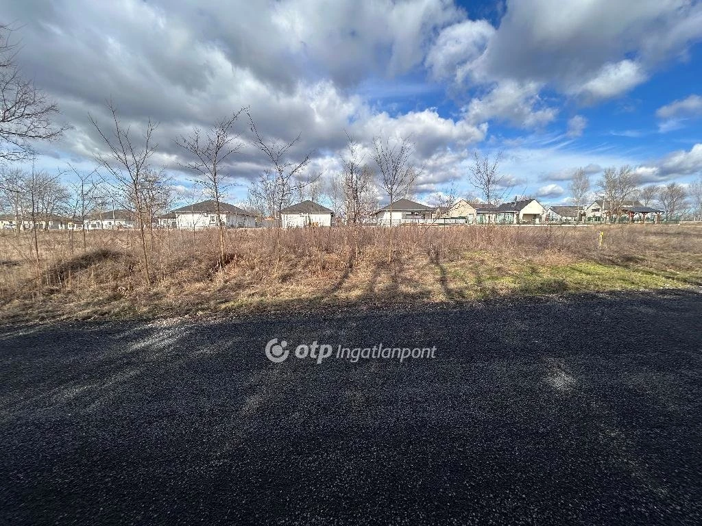 Eladó Telek, Dunavarsány