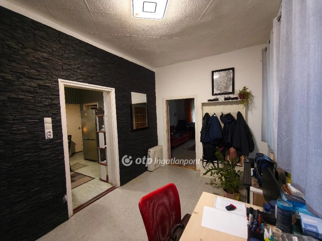 For sale house, Kiskunlacháza, Pereg