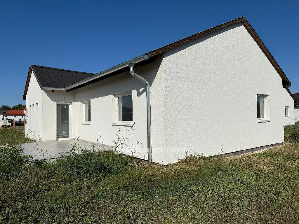 Eladó Ház, Ráckeve