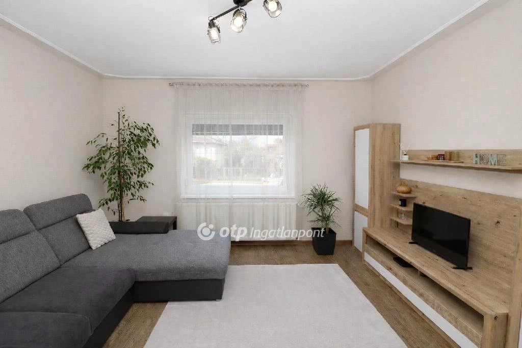 Eladó Ház, Szigetszentmárton