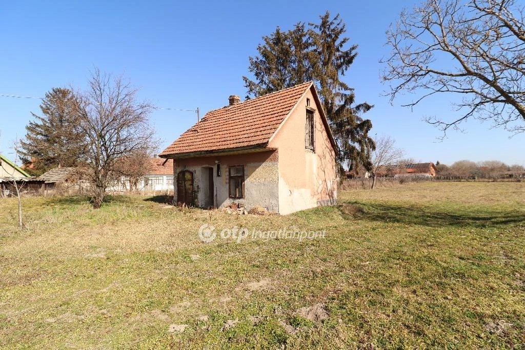 Eladó Telek, Dömsöd