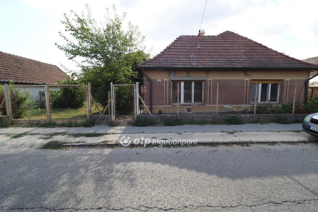 Eladó Ház, Dömsöd