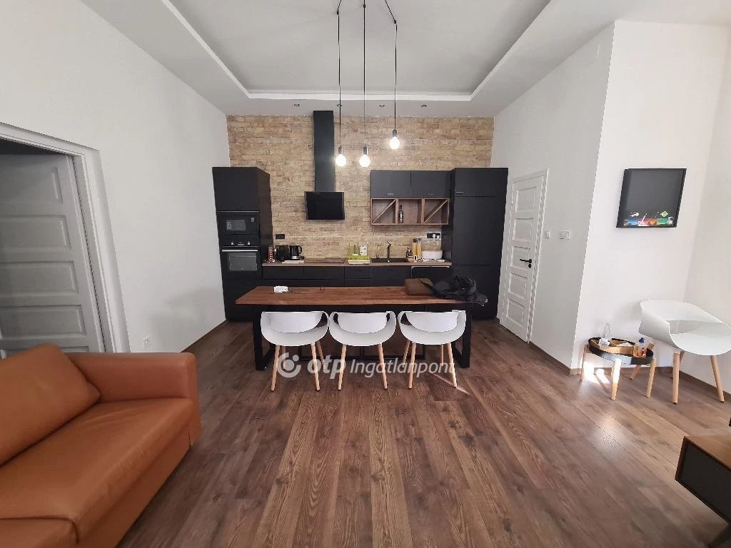 For sale brick flat, Budapest IX. kerület