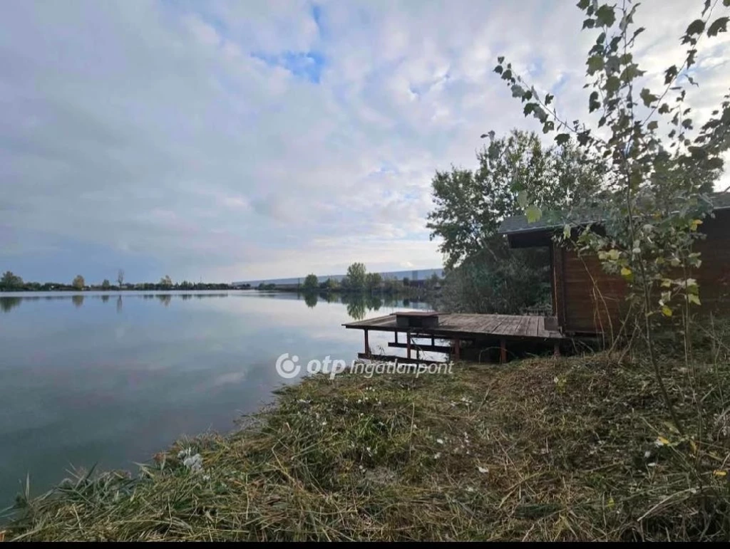 For sale periphery plot, Szigetszentmiklós