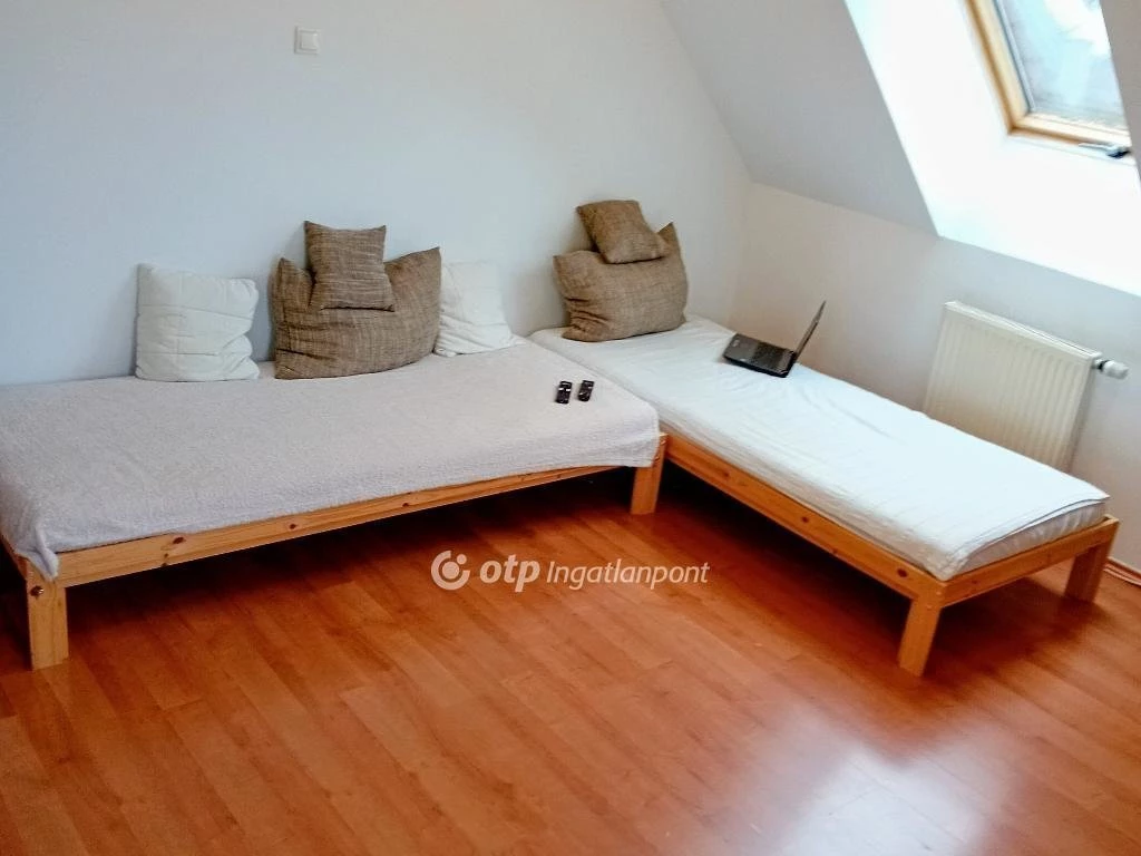 Eladó Lakás, Dunaharaszti