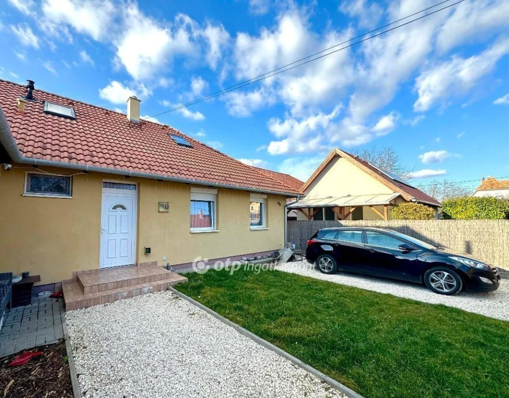 Eladó Ház, Halásztelek