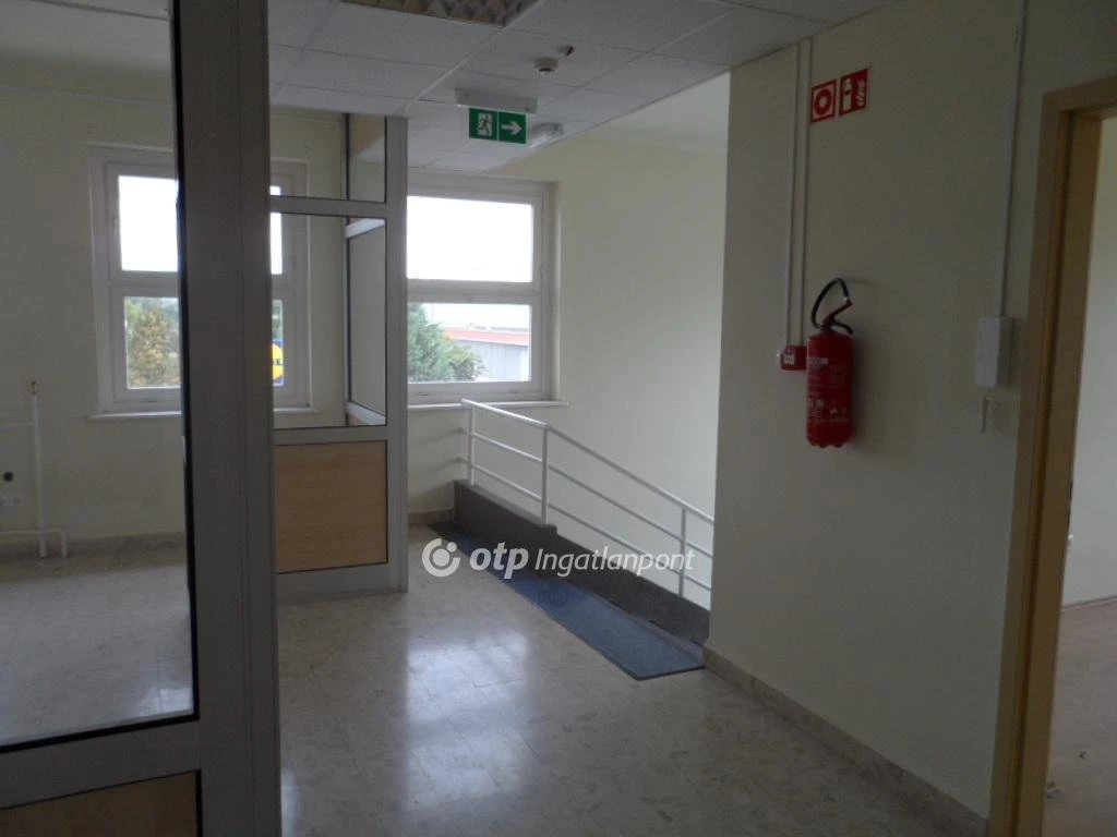 Eladó Ipari terület, Budapest 10. ker.