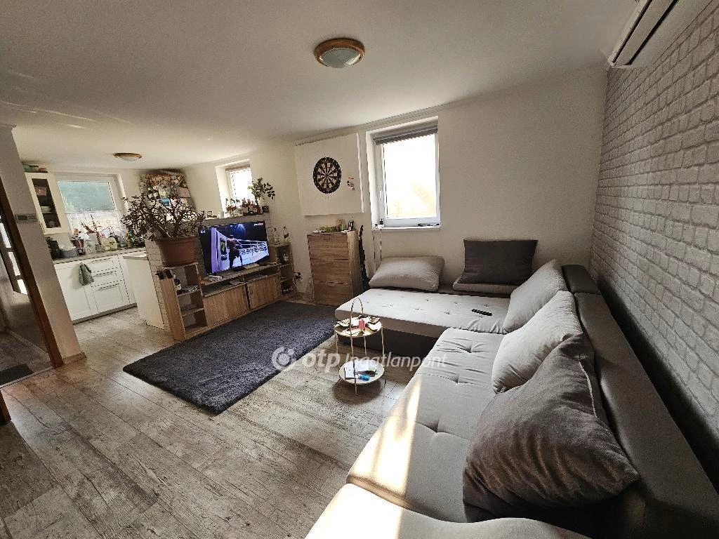 c3-1-name c2-1-name, Gyál