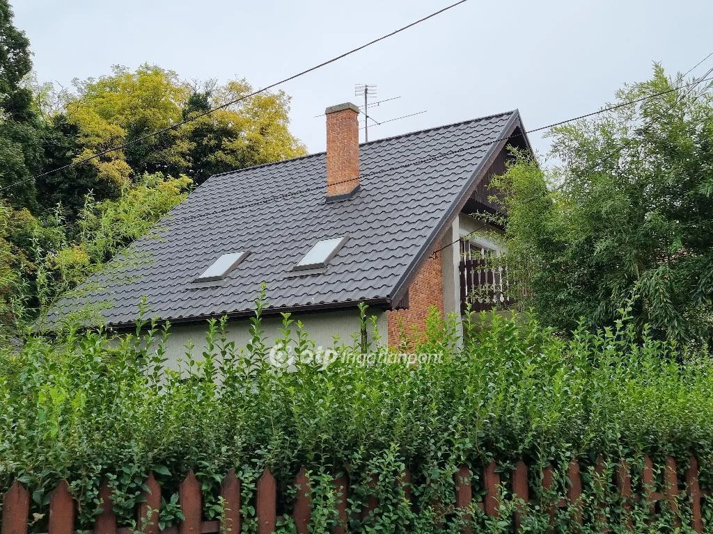 Eladó Ház, Taksony