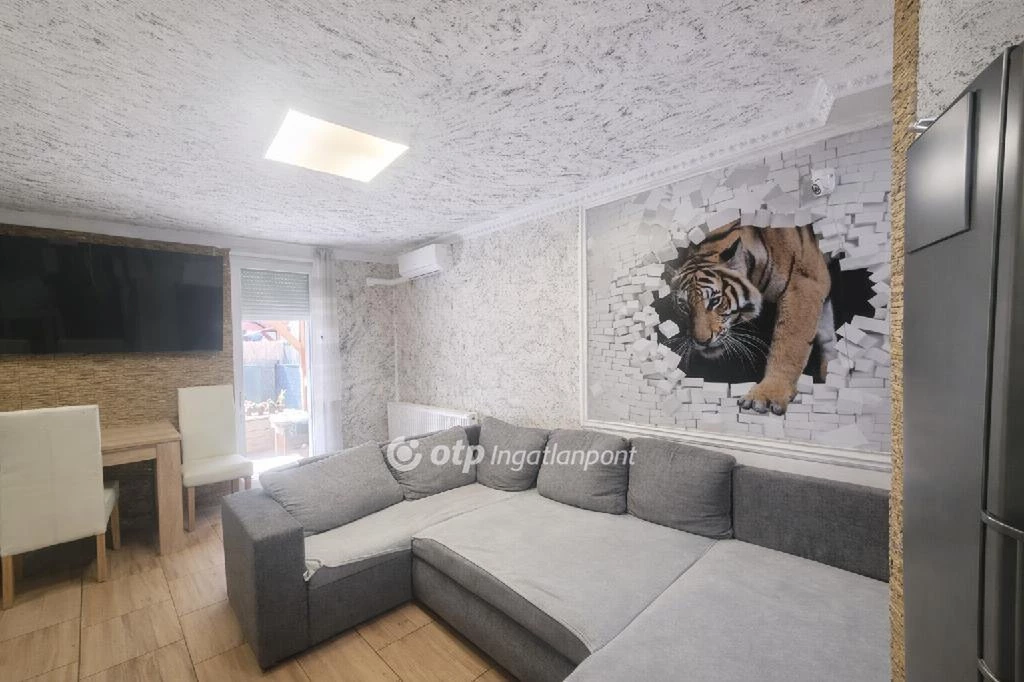 Eladó Ház, Tököl