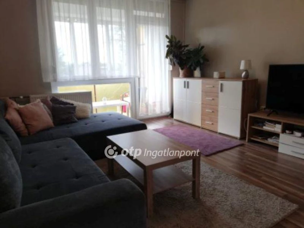 For sale panel flat, Szigetszentmiklós