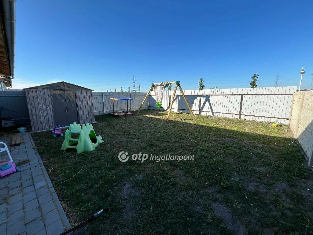 Eladó Ház, Délegyháza